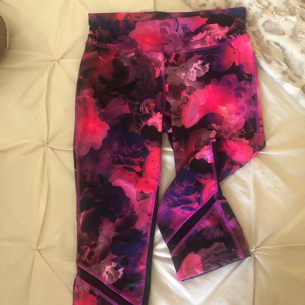 Xersion Capri workout pants